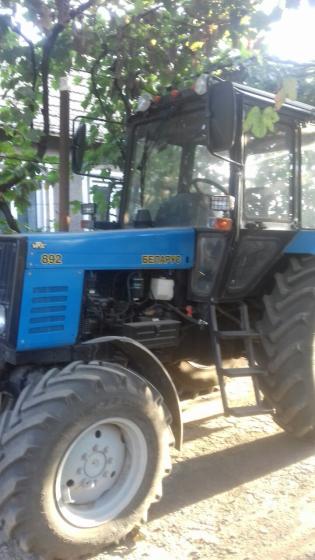 Продам трактор МТЗ-892