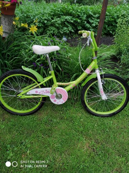 Продам дитячий велосипед.в дуже хорошому стані