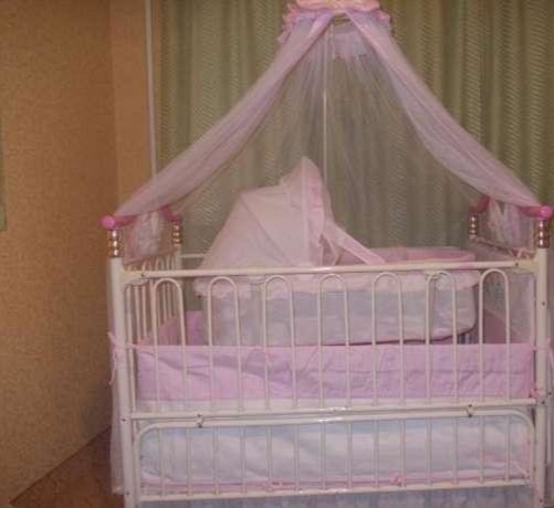 Детская кроватка Geoby