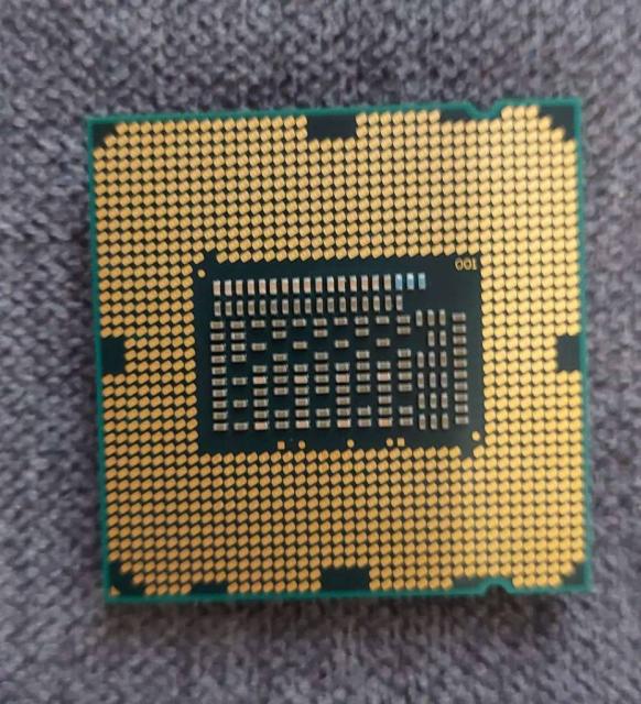 Процессор Intel i5-2400 (4 ядра)