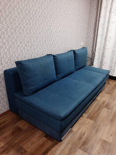Продам новый диван(г.Одесса)