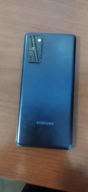 Продам Samsung S20 FE
