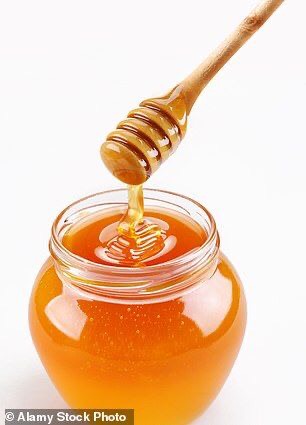 Привіт,продам бджолиний мед з власної пасіки. Мед натуральний,місцевість Косів