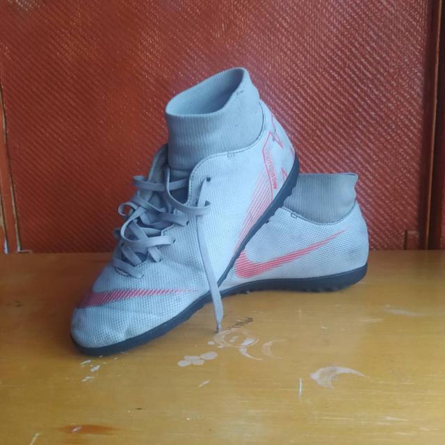 Сороконожки Nike Mercurial б/у