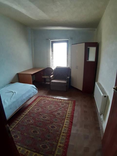 Сдам отдельные комнаты в частном секторе, метро Берестейская.