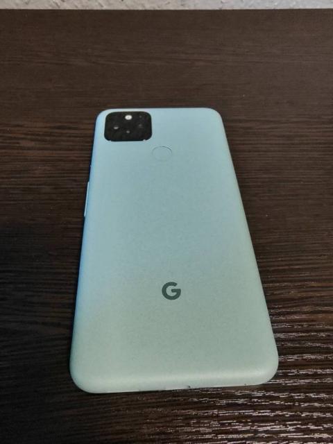 Продам смартфон Google Pixel 5+плівка+чохол