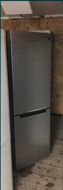 Продам  холодильник  Samsung..