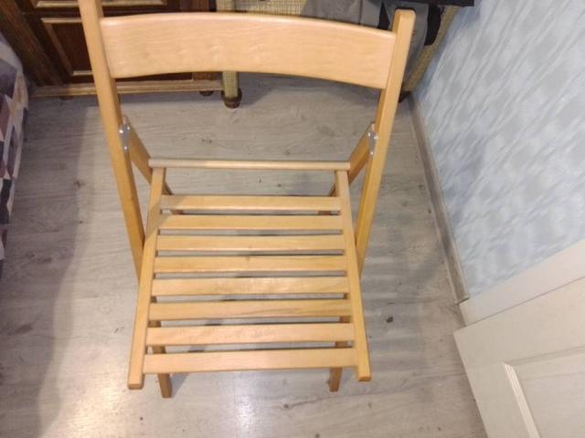 Продам стул раскладной деревянный