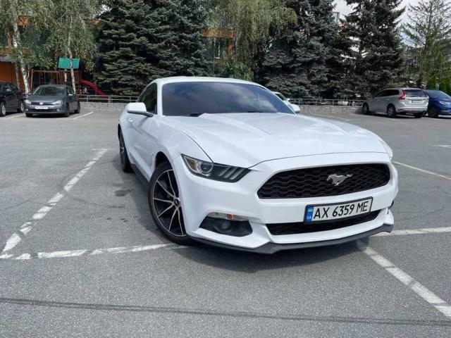 Ford Mustang Turbo в Украине