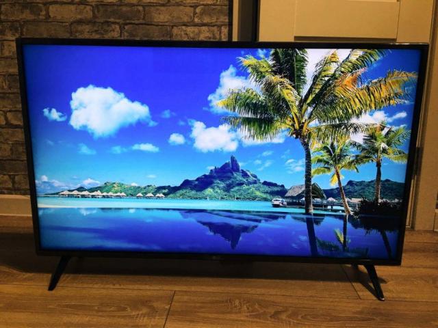 Телевизор LG 43UM7100PLB 43'' Ultra HD с технологией 4K Активный HDR