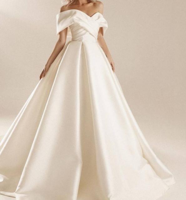 Продам нове не ношене весільне плаття і фату