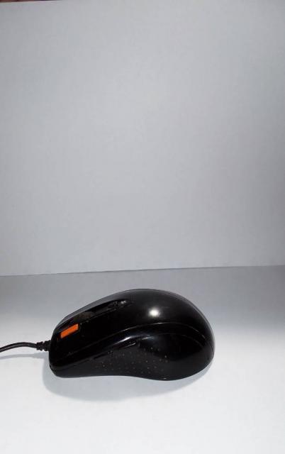 Проводная компюторная мишка