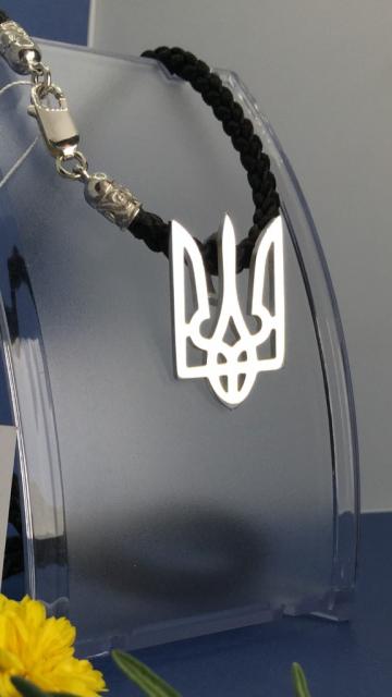 Срібна підвіска «Герб України» на лавсаному шнурку з срібною застібкою