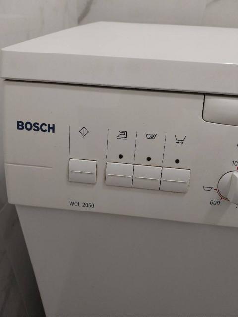 Продам пральну машину Bosch