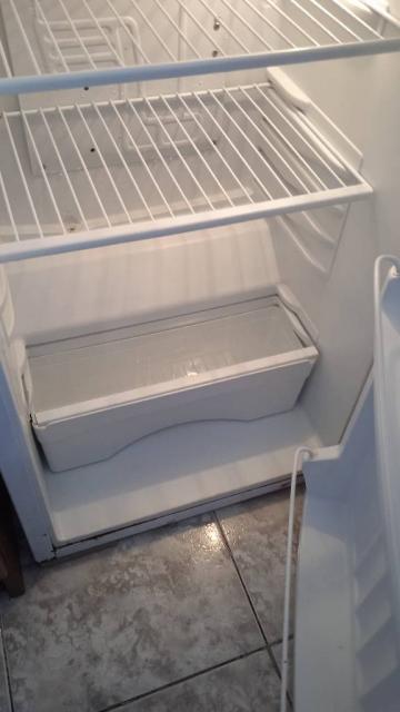 Продам однокамерный холодильник НОРД б/у