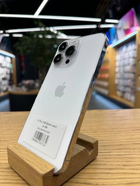 IPhone 13 Pro (silver)