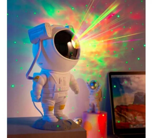 Нічник проектор зоряного неба Астронавт з пультом (8 режимів свічення)