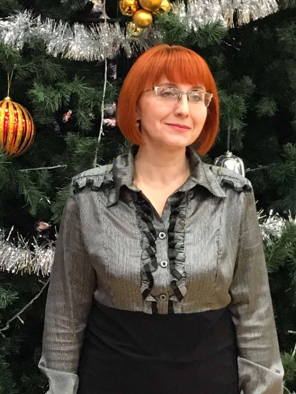 Уроки класичного вокалу, гри на фортепіано