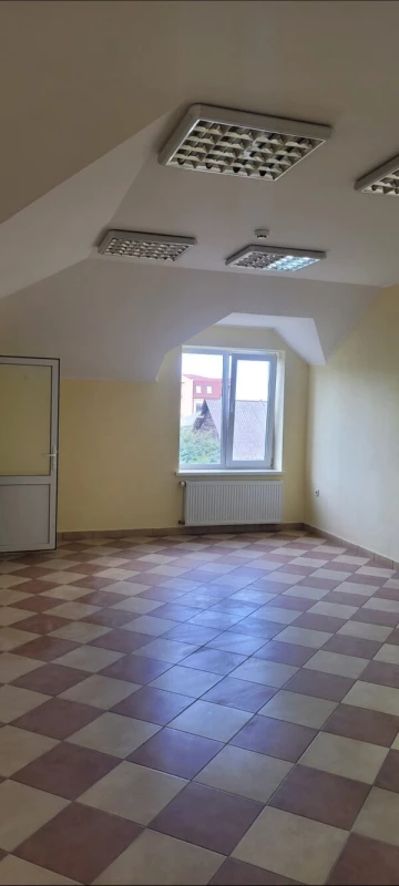 Комерційна нерухомість – 50 м², Кременец — 3/8