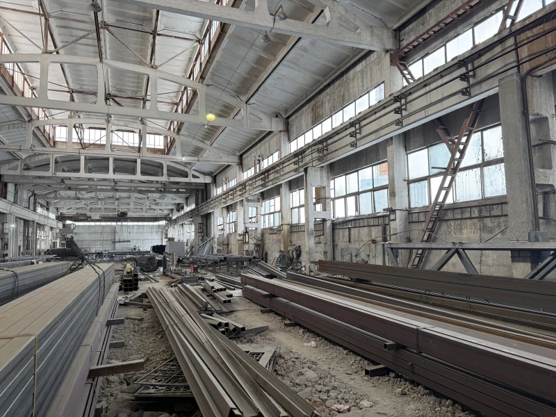Комерційна нерухомість – 1050 м²
