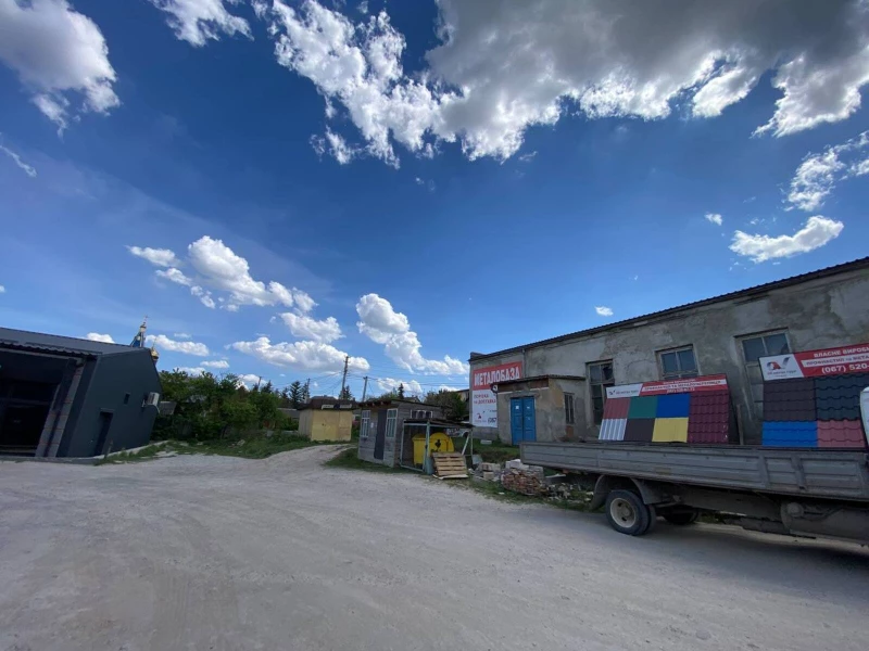 Комерційна нерухомість – 821.8 м², Кременец — 4/15