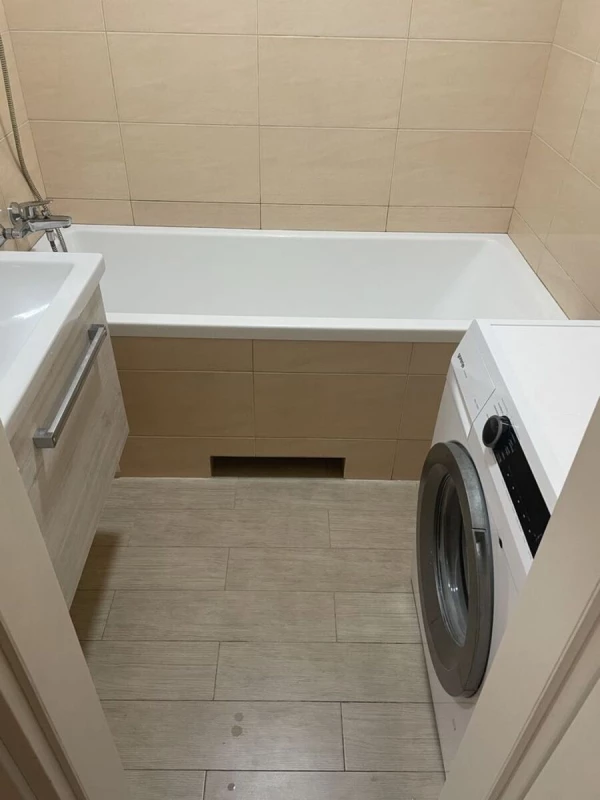 Квартира 2-кімн. продаж Вишневе – 64 м², Вишневе — 8/15
