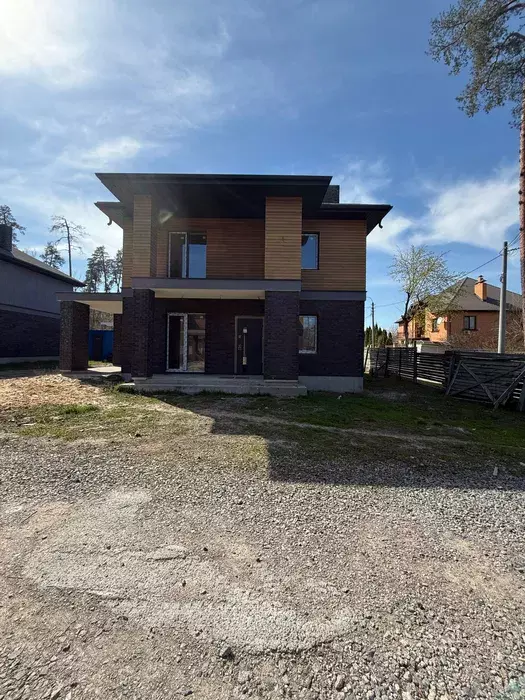 Будинок продаж Петропавлівська Борщагівка – 190 м²