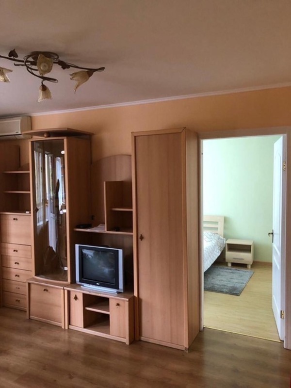 Квартира 2-кімн. оренда Київ, Печерский – 29 м²