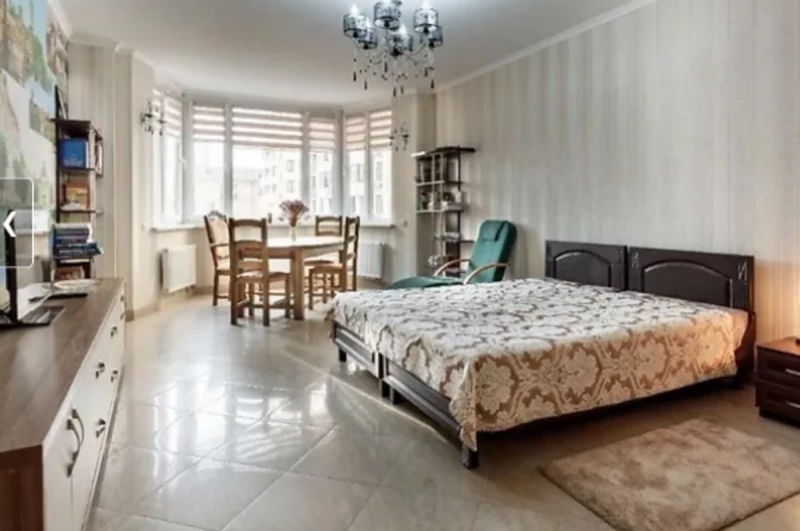 Квартира 3-кімн. оренда Київ, Голосеевский – 80 м²