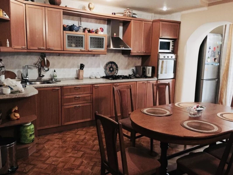 Квартира 3-кімн. оренда Київ, Печерский – 65 м², Київ — 2/5