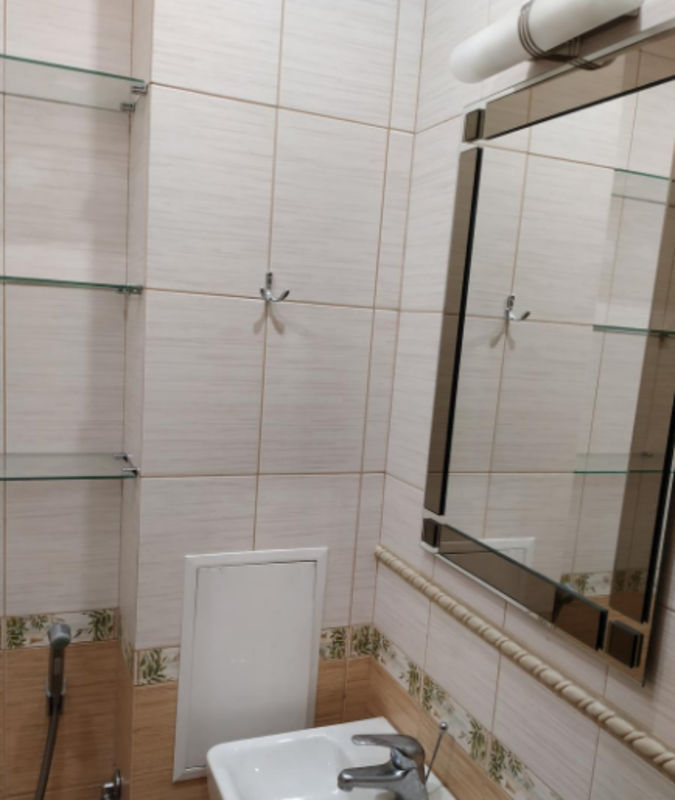 Квартира 4-кімн. продаж Київ, Оболонский – 54.5 м², Київ — 7/10