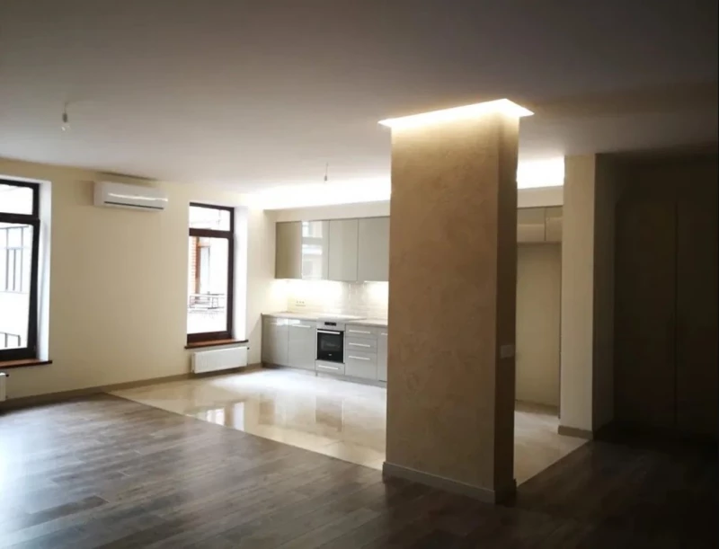 Квартира 4-кімн. продаж Київ, Печерский – 79 м²