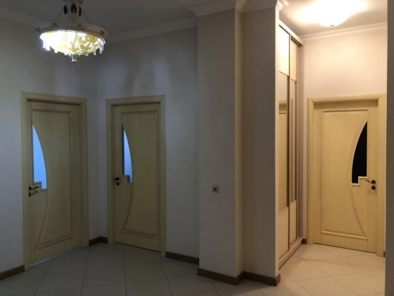 Квартира 4-кімн. продаж Київ, Печерский – 80 м², Київ — 3/5