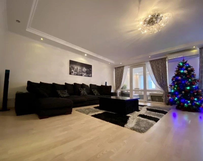 Квартира 3-кімн. продаж Київ, Оболонский – 160 м², Київ — 7/15