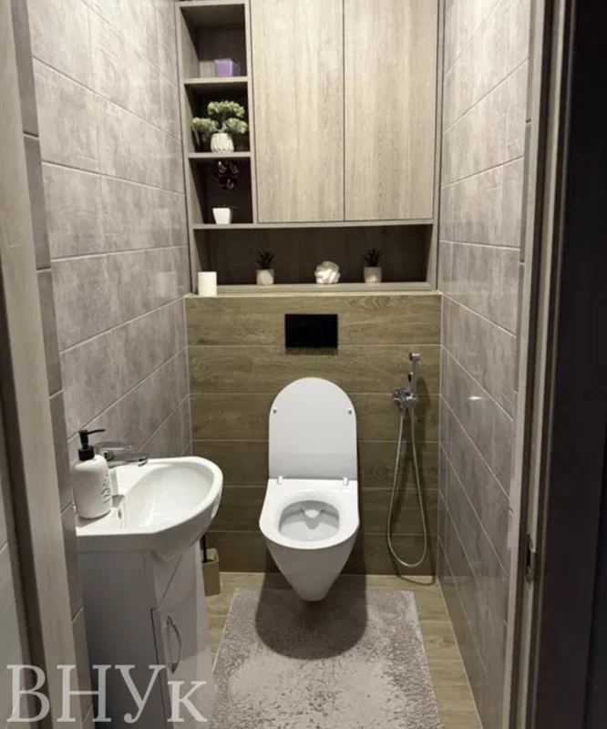 Квартира 2-кімн. продаж Луцьк – 32 м², Луцк — 6/8