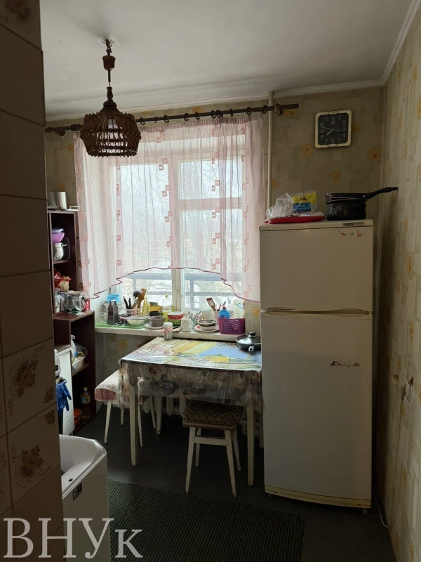 Квартира 3-кімн. продаж Луцьк, 40-й квартал – 40.2 м², Луцьк — 7/14