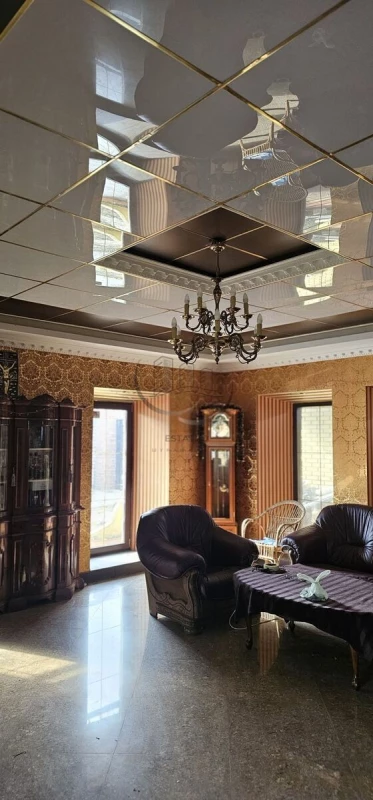 Квартира 6-кімн. оренда Харків, Салтівський – 298 м², Харків — 3/15
