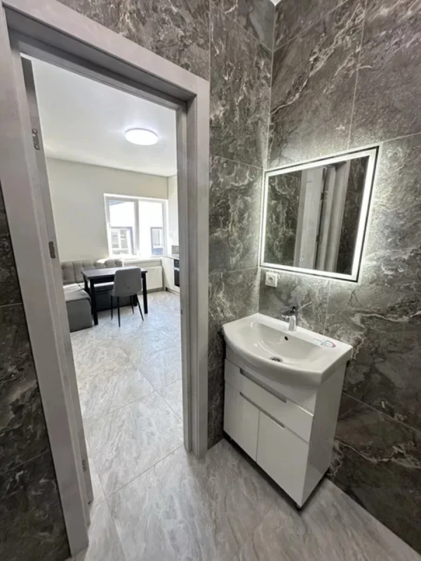 Квартира 2-кімн. продаж Святопетрівське – 38 м², Святопетрівське — 11/14