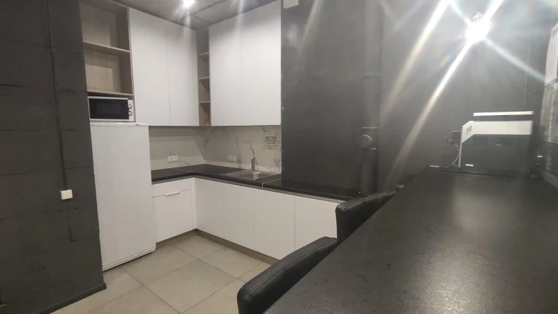 Комерційна нерухомість – 160 м², Київ — 5/7