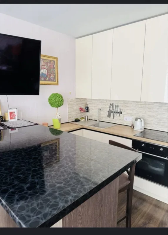Квартира 1-кімн. продаж Авангард, Авангард – 35 м²