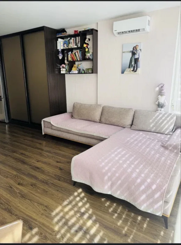Квартира 1-кімн. продаж Авангард, Авангард – 35 м², Авангард — 6/8
