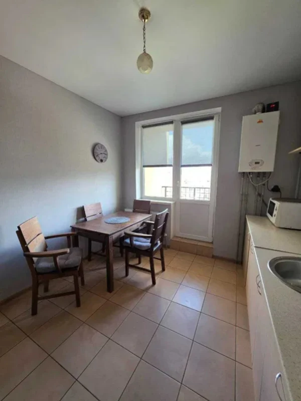 Квартира 2-кімн. продаж Авангард, Авангард – 55 м², Авангард — 3/9