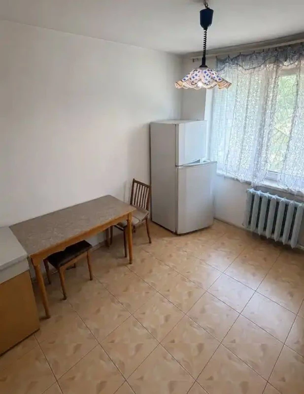 Квартира 4-кімн. продаж Дніпро, Индустриальный р-н – 55 м², Днепр — 2/10
