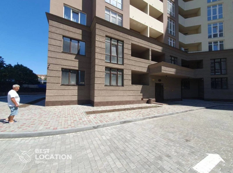 Комерційна нерухомість – 105 м²