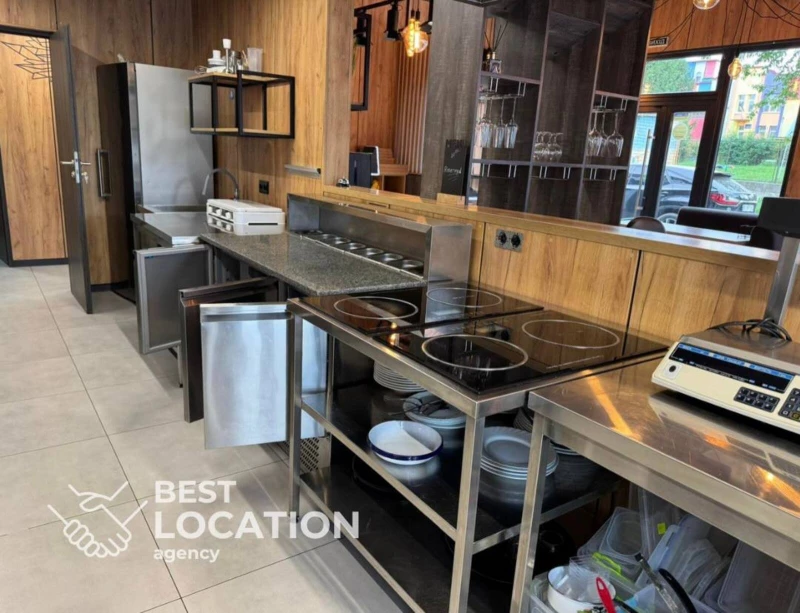 Комерційна нерухомість – 40 м², Трускавец — 8/9