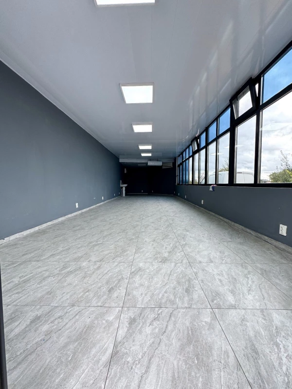 Комерційна нерухомість – 50 м², Черняхов — 6/7