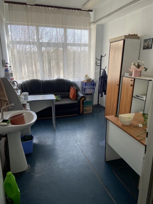 Комерційна нерухомість – 80 м², Гусятин — 6/9