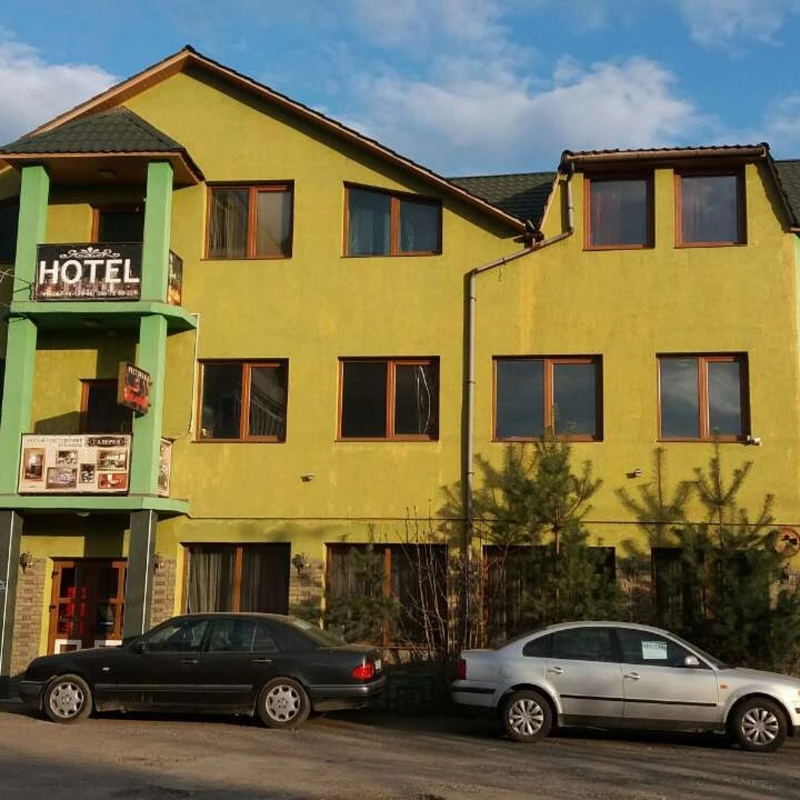 Комерційна нерухомість – 200 м²