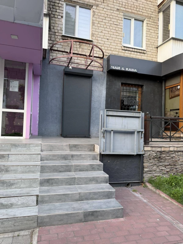 Комерційна нерухомість – 44 м², Кременчук — 2/10
