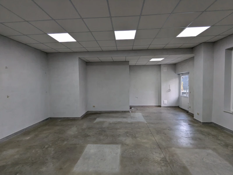 Комерційна нерухомість – 110 м², Іваничі — 9/15